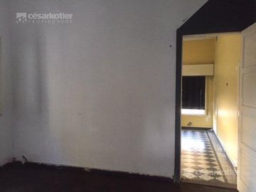 Chalet en 2 plantas c/ parque y Local en esquina