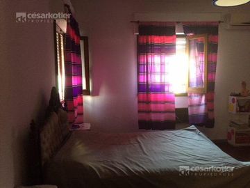Chalet en 2 plantas c/ parque y Local en esquina