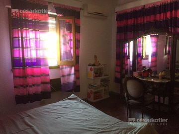 Chalet en 2 plantas c/ parque y Local en esquina