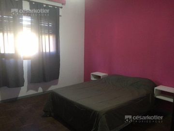 Chalet en 2 plantas c/ parque y Local en esquina