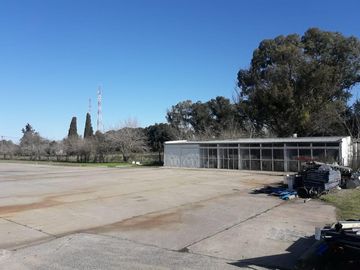 Planta industrial de 13745 m2 cub, en Moreno