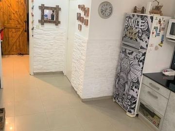 EXCEPC PH PB TIPO LOFT ESPECTAC JARDÍN  PARR IGUAL A ESTREN TOTALM RECICL C/POSIB CONSTRUCC DE MÁS AMBIENTES