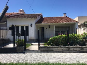 Casa en  Temperley este