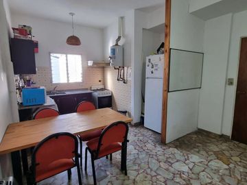 PH en venta - 2 Dormitorios 1 Baño - 133Mts2 - Martín Coronado, Tres de Febrero