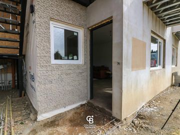 Monoambiente en Barrio La Plaza con Jardín - en pozo - financiados - Bariloche - Patagonia