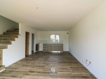 Monoambiente en Barrio La Plaza con Jardín - en pozo - financiados - Bariloche - Patagonia