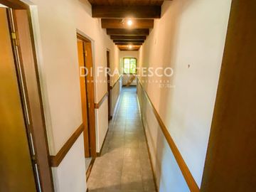 Venta - Casa de 5 ambientes en Pinamar - zona Golf Viejo