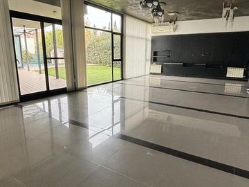 Casa en  barrio COMAHUE GOLF CLUB