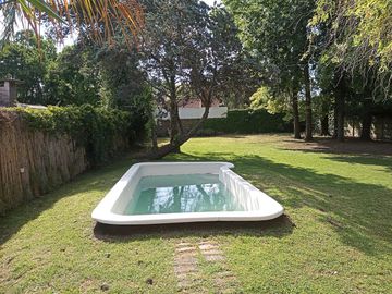 casa en venta en city bell. gonnet