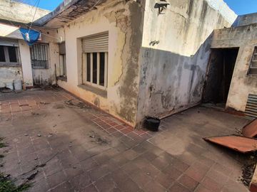 VENTA CASA CENTRO ALCORTA CON LOCAL