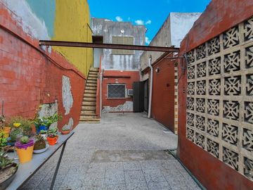 VENTA  CASA  3 AMB 78 M2  VALENTIN ALSINA