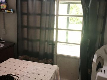 Casa en venta - 2 Dormitorios 1 Baño - Cocheras - 698Mts2 - Pipinas