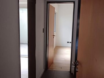 Departamento 3 Ambientes C/ Balcón y Patio - Quilmes Centro
