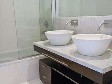 VENTA Duplex EN FORUM PUERTO MADERO Terraza Pileta propia