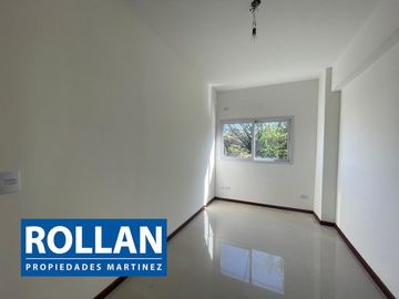 Venta departamento de 4 amb c/cochera fija en Olivos
