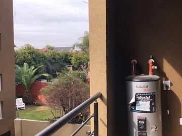 Venta departamento de 4 amb c/cochera fija en Olivos