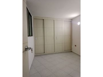 SE VENDE APARTAESTUDIO EN EL BARRIO GRANADA- CALI