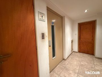 Departamento en venta - 2 Dormitorios 1 Baño - 54Mts2 - La Plata