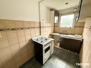 Departamento en venta - 2 Dormitorios 1 Baño - 54Mts2 - La Plata