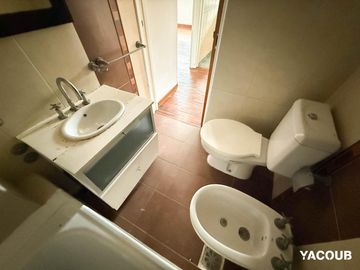 Departamento en venta - 2 Dormitorios 1 Baño - 54Mts2 - La Plata