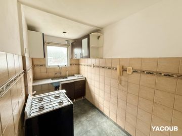 Departamento en venta - 2 Dormitorios 1 Baño - 54Mts2 - La Plata