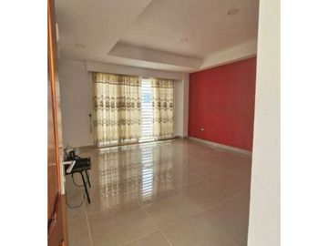 Casa independiente al norte de Cali