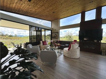 Vendo hermosísima casa Campestre vereda el Capiro, Rionegro