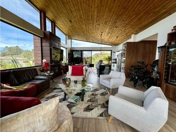Vendo hermosísima casa Campestre vereda el Capiro, Rionegro