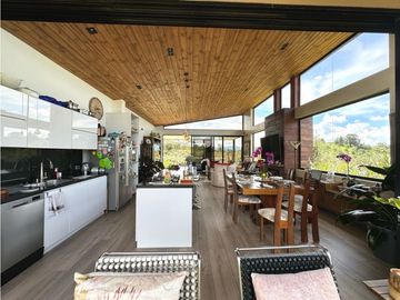 Vendo hermosísima casa Campestre vereda el Capiro, Rionegro