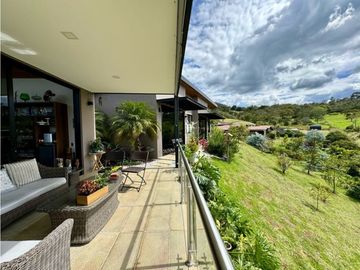 Vendo hermosísima casa Campestre vereda el Capiro, Rionegro