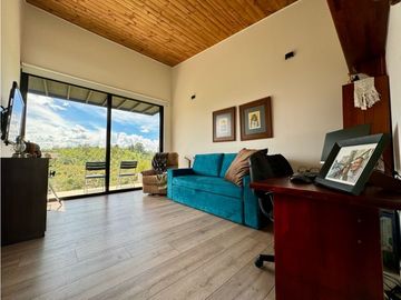 Vendo hermosísima casa Campestre vereda el Capiro, Rionegro