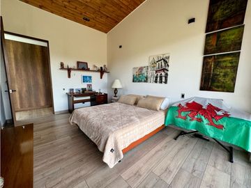Vendo hermosísima casa Campestre vereda el Capiro, Rionegro
