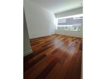 MIRAFLORES DEPARTAMENTO DE ESTRENO EN VENTA FRENTE AL MALECÓN