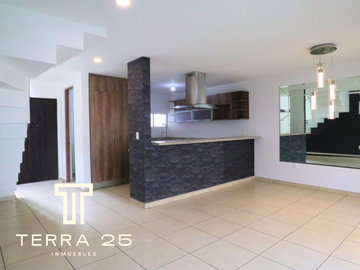 CASA EN VENTA EN FRACCIONAMIENTO ARBOLEDA EN TOLUCA