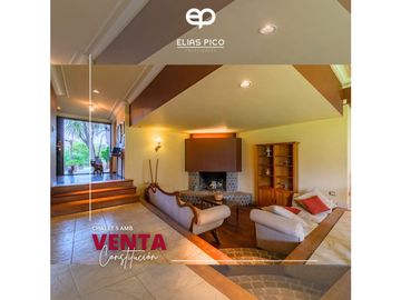 VENTA Espectacular Chalet 5 amb sobre gran lote - zona Constitución