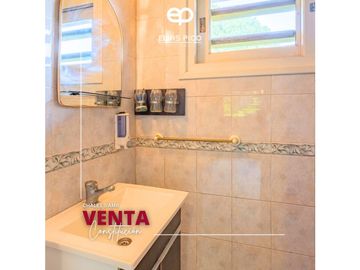 VENTA Espectacular Chalet 5 amb sobre gran lote - zona Constitución