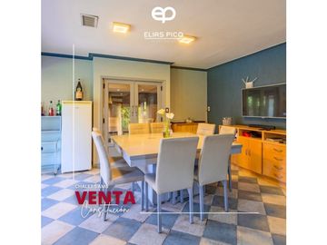 VENTA Espectacular Chalet 5 amb sobre gran lote - zona Constitución