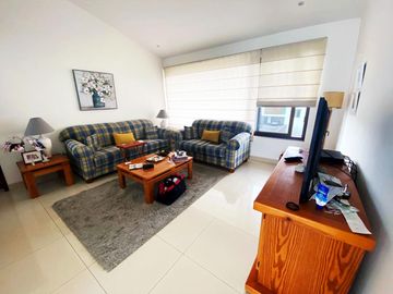 Casa en venta en Lomas de Angelópolis 1, en Cluster 222A, muy cerca de Sonata con 500m2 de jardín