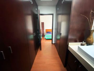 Casa en venta en Lomas de Angelópolis 1, en Cluster 222A, muy cerca de Sonata con 500m2 de jardín