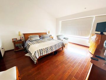 Casa en venta en Lomas de Angelópolis 1, en Cluster 222A, muy cerca de Sonata con 500m2 de jardín