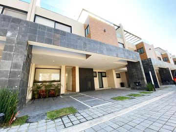 Casa en venta en Santa Gema Residencial, exclusividad con acabados de lujo yRoof Garden