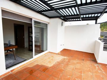 Casa en venta en Parque Castello, Mod. TERRA, Lomas de Angelópolis con alberca y amenidades