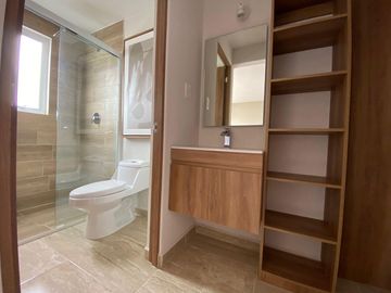 Casa en venta en Parque Castello, Mod. TERRA, Lomas de Angelópolis con alberca y amenidades