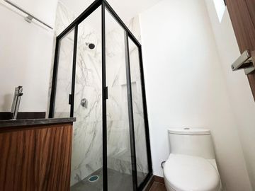 Casa en venta en Montebello Residencial, a unos metros de Parque Loro