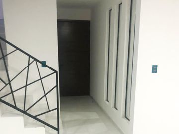 Casa en venta en Montebello Residencial, a unos metros de Parque Loro
