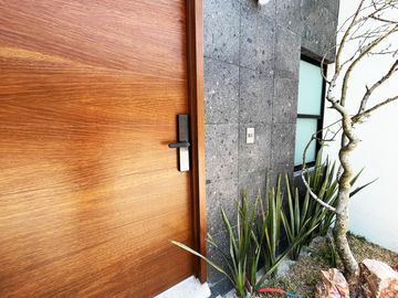 Casa en venta en Montebello Residencial, a unos metros de Parque Loro