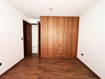 Casa en venta en Montebello Residencial, a unos metros de Parque Loro