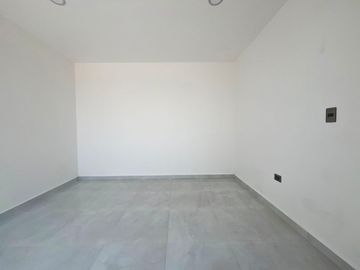 Casa en venta en Montebello Residencial, a unos metros de Parque Loro