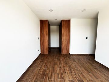 Casa en venta en Montebello Residencial, a unos metros de Parque Loro