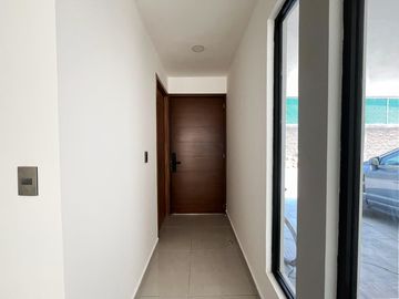 Casa en venta en Montebello Residencial, a unos metros de Parque Loro